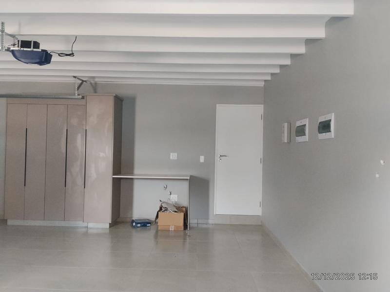 To Let 3 Bedroom Property for Rent in Paradise Coast Western Cape